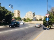 Satılır 3 otaqlı 100 m2 köhnə tikili İçəri Şəhər m.