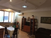 Satılır 3 otaqlı 117 m2 yeni tikili Memar Əcəmi m.