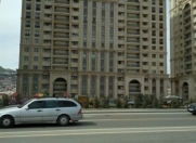 İcarəyə verilir 2 otaqlı 75 m2 yeni tikili İçəri Şəhər m.