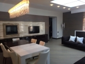 İcarəyə verilir 3 otaqlı 128 m2 yeni tikili 28 May m.