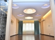 Satılır 3 otaqlı 85 m2 köhnə tikili İnşaatçılar m.