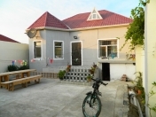 Satılır 3 otaqlı 100 m2 həyət evi Ramana