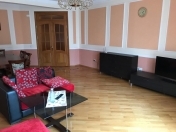 İcarəyə verilir 4 otaqlı 184 m2 yeni tikili Heydər Əliyev Mərkəzi