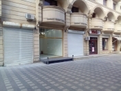 Satılır 1 otaqlı 18 m2 obyekt Elmlər Akademiyası m.