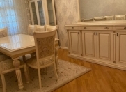 Satılır 4 otaqlı 100 m2 köhnə tikili Yeni Yasamal