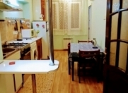 İcarəyə verilir 3 otaqlı 90 m2 köhnə tikili 28 May m.