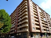 Satılır 5 otaqlı 170 m2 yeni tikili Hüseyn Cavid parkı