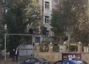 Satılır 3 otaqlı 67 m2 köhnə tikili Moskva univermağı