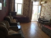 İcarəyə verilir 2 otaqlı 55 m2 köhnə tikili Aviasiya Akademiyası Universiteti