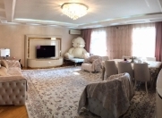 Satılır 5 otaqlı 110 m2 köhnə tikili Xalqlar Dostluğu m.