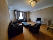 İcarəyə verilir 3 otaqlı 130 m2 yeni tikili Gənclik m.