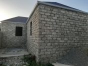 Satılır 3 otaqlı 80 m2 həyət evi Ramana