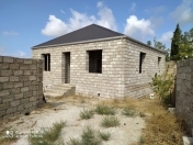 Satılır 3 otaqlı 100 m2 həyət evi İctimai telekanalı