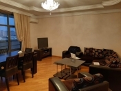 İcarəyə verilir 4 otaqlı 215 m2 yeni tikili İzmir parkı