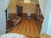 Satılır 3 otaqlı 67 m2 köhnə tikili Yasamal r.
