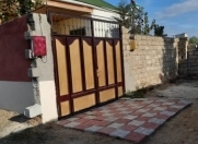 Satılır 3 otaqlı 70 m2 həyət evi Ramana