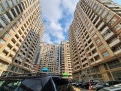 İcarəyə verilir 2 otaqlı 100 m2 yeni tikili Şah İsmayıl Xətai m.