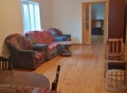 İcarəyə verilir 4 otaqlı 90 m2 həyət evi İnşaatçılar m.