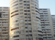 Satılır 3 otaqlı 156 m2 yeni tikili Bakı Dövlət Universiteti