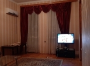 İcarəyə verilir 2 otaqlı 120 m2 köhnə tikili Daxili İşlər Nazirliyi