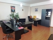 İcarəyə verilir 1 otaqlı 36 m2 ofis Elmlər Akademiyası m.