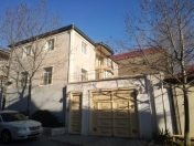 Satılır 8 otaqlı 310 m2 həyət evi Qara Qarayev m.
