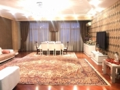 Satılır 5 otaqlı 320 m2 yeni tikili 28 May m.