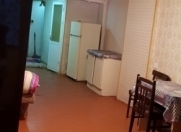 İcarəyə verilir 1 otaqlı 30 m2 köhnə tikili Heydər Əliyev sarayı