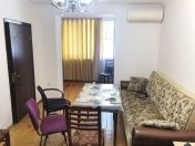 İcarəyə verilir 2 otaqlı 45 m2 köhnə tikili Elmlər Akademiyası m.