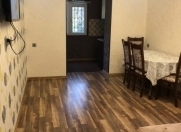 İcarəyə verilir 2 otaqlı 45 m2 köhnə tikili Elmlər Akademiyası m.