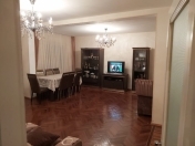 Satılır 5 otaqlı 120 m2 köhnə tikili Yeni Yasamal