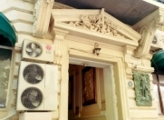 İcarəyə verilir 2 otaqlı 104 m2 köhnə tikili Sahil m.