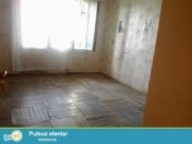 İcarəyə verilir 3 otaqlı 35 m2 köhnə tikili Həzi Aslanov m.