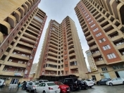 İcarəyə verilir 4 otaqlı 170 m2 yeni tikili Nizami m.