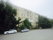 İcarəyə verilir 2 otaqlı 65 m2 köhnə tikili 7 mkr