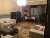 İcarəyə verilir 3 otaqlı 135 m2 yeni tikili Ayna Sultanova heykəli