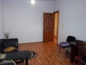 Satılır 4 otaqlı 110 m2 köhnə tikili İnşaatçılar m.