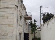 Satılır 5 otaqlı 300 m2 villa Şəki
