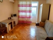 İcarəyə verilir 1 otaqlı 36 m2 köhnə tikili Elmlər Akademiyası m.