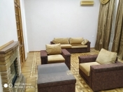 İcarəyə verilir 3 otaqlı 80 m2 ofis Nizami m.