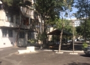 Satılır 3 otaqlı 78 m2 köhnə tikili Yasamal r.