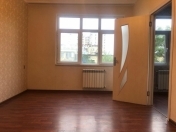 Satılır 2 otaqlı 35 m2 köhnə tikili Memar Əcəmi m.