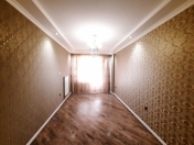 Satılır 2 otaqlı 71 m2 yeni tikili Qara Qarayev m.