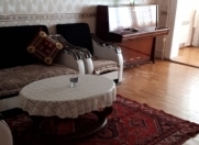 İcarəyə verilir 4 otaqlı 98 m2 köhnə tikili Hərbi Hospital