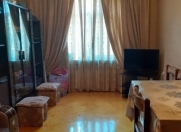 Satılır 3 otaqlı 90 m2 köhnə tikili Ayna Sultanova heykəli