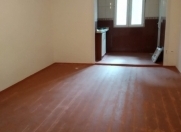 İcarəyə verilir 1 otaqlı 30 m2 köhnə tikili Qara Qarayev m.