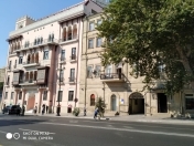 İcarəyə verilir 2 otaqlı 45 m2 ofis İçəri Şəhər m.