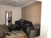 İcarəyə verilir 2 otaqlı 60 m2 köhnə tikili İzmir parkı