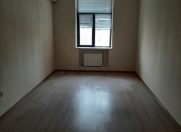 İcarəyə verilir 5 otaqlı 200 m2 ofis Nəsimi r.