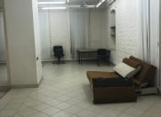 İcarəyə verilir 1 otaqlı 150 m2 ofis İçəri Şəhər m.